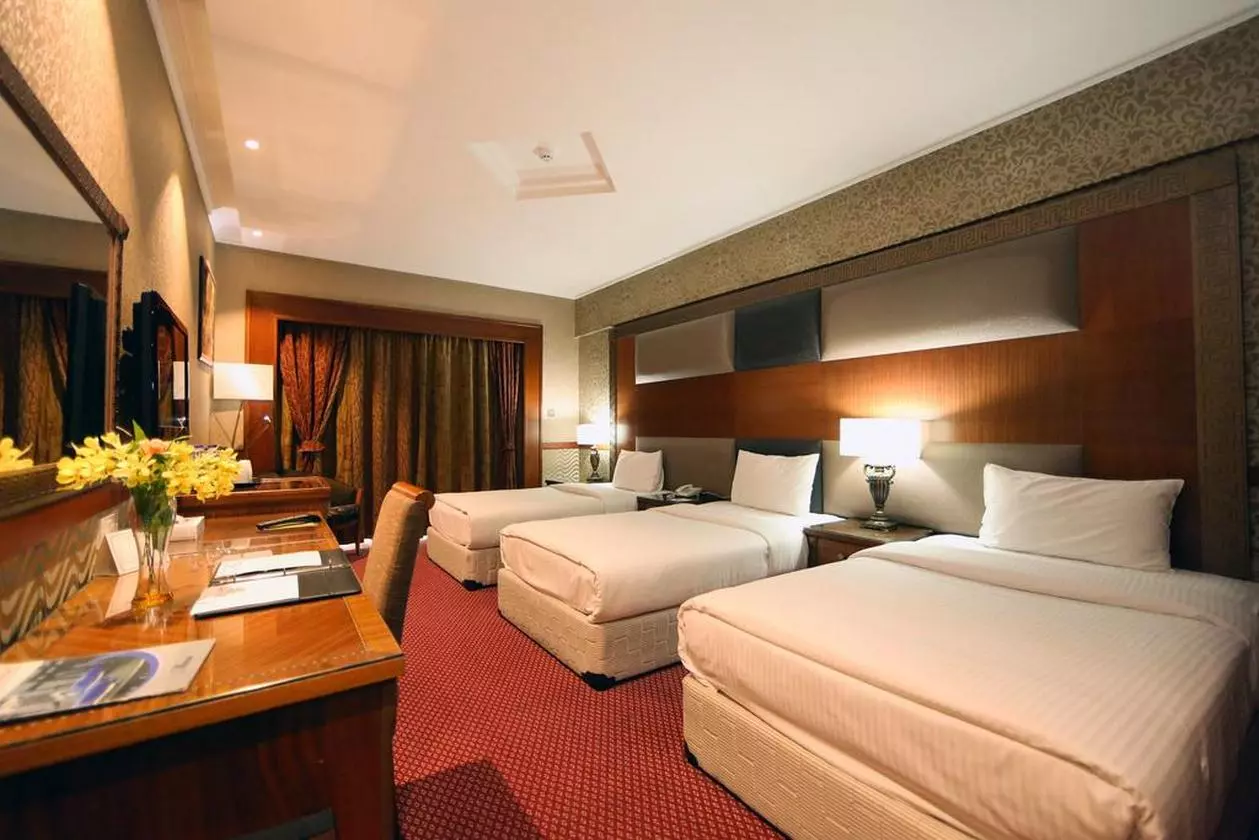 DELMON_SHABAVIZ (25).jpg